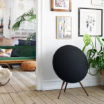 Beoplay A9 Black Display